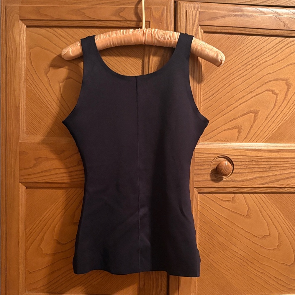 Under Where Tank Top - Picture 2 of 3